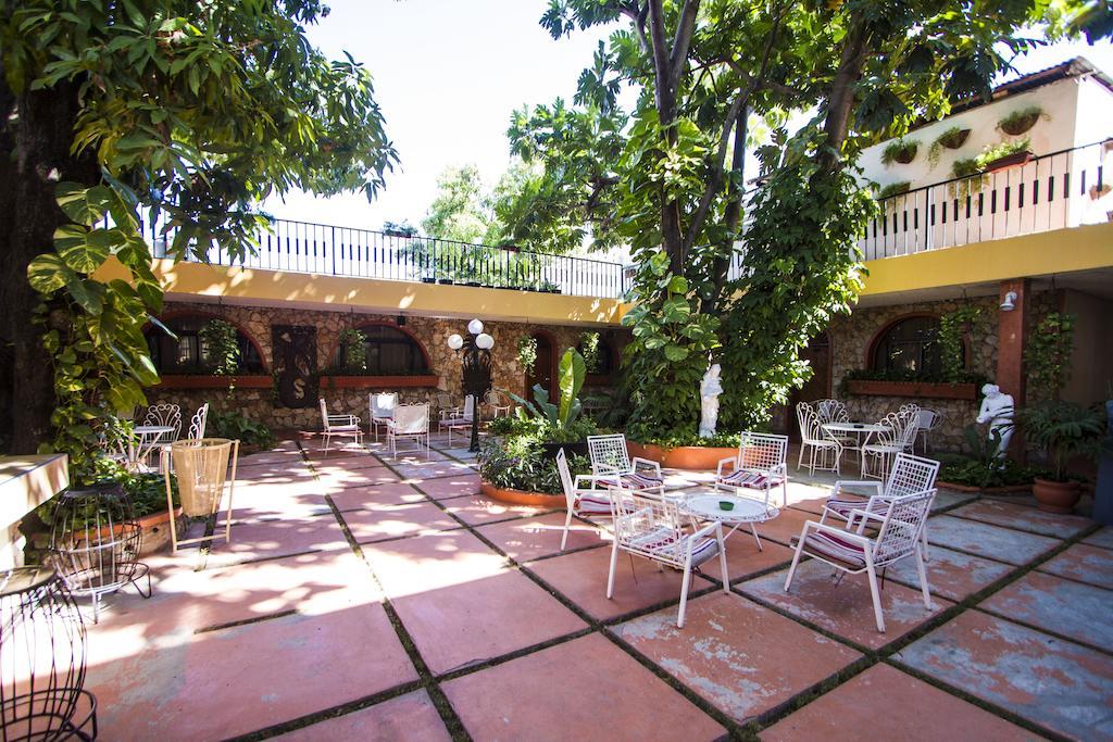 Ideal Villa Hotel Port-au-Prince Exterior photo